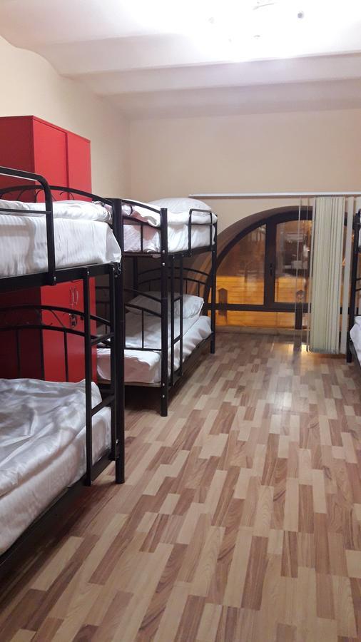 Loft Hostel Баку Экстерьер фото